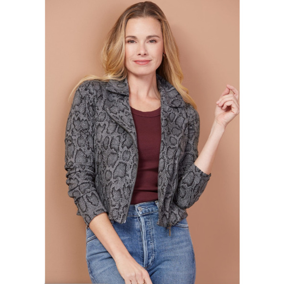 EVEREVE NWT Lemon Tart Animal Print Moto Jacket // M - Picture 1 of 11